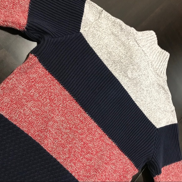 Tommy Hilfiger Boys Sweater Size S(8-10) - Picture 3 of 8